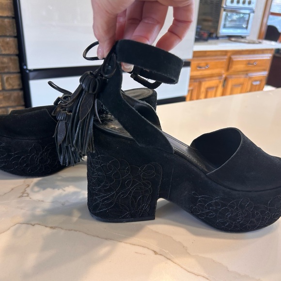 Sigerson Morrison Black Suede Platform Sandals - Picture 6 of 11